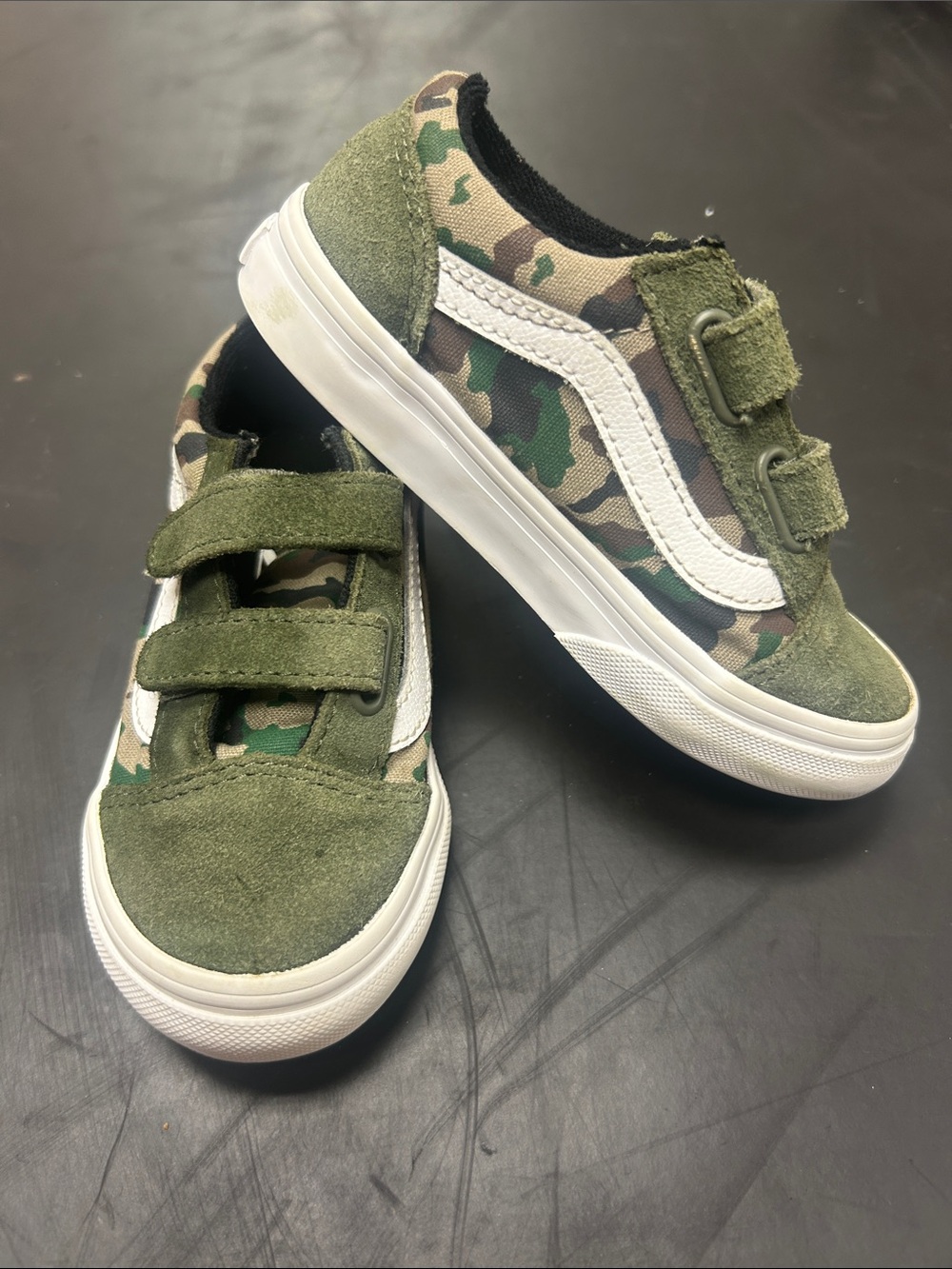 VANS Kids Old Skool V Camouflage Velcro Sneakers - Green
